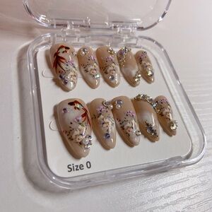 B298 PRESS ON NAILS